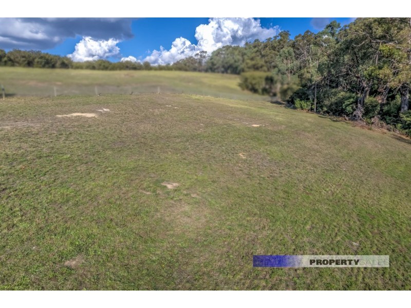 2 McCarthy Road, Newborough VIC 3825