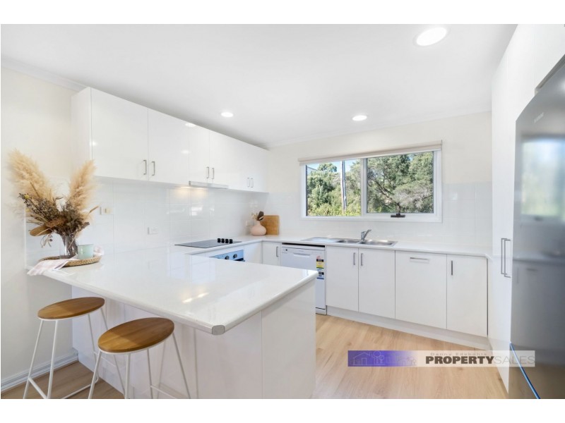 42 Seagull Drive, Loch Sport VIC 3851