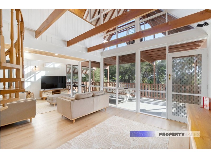 42 Seagull Drive, Loch Sport VIC 3851