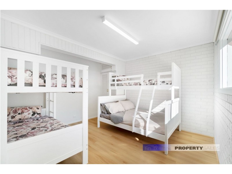 42 Seagull Drive, Loch Sport VIC 3851