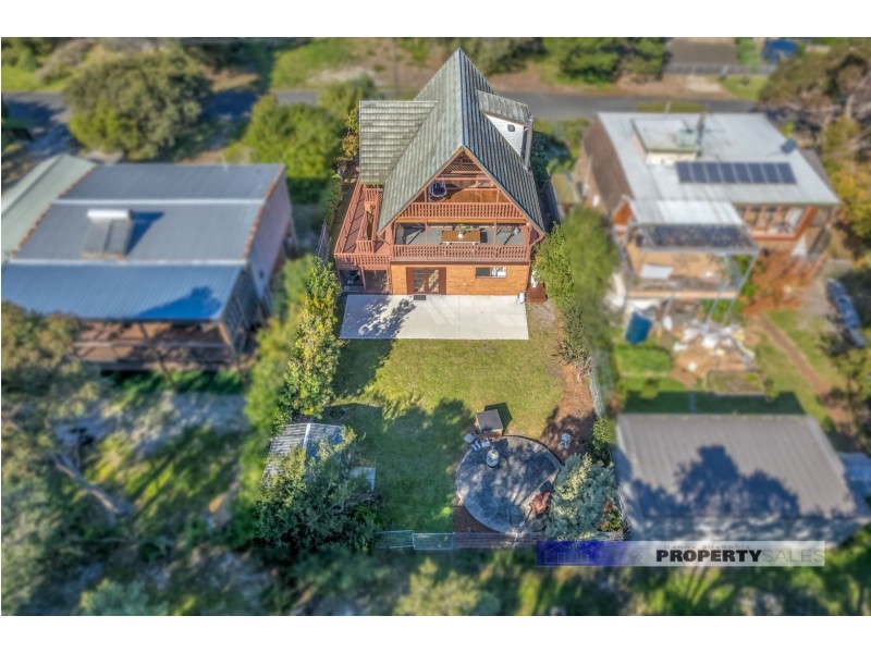 42 Seagull Drive, Loch Sport VIC 3851