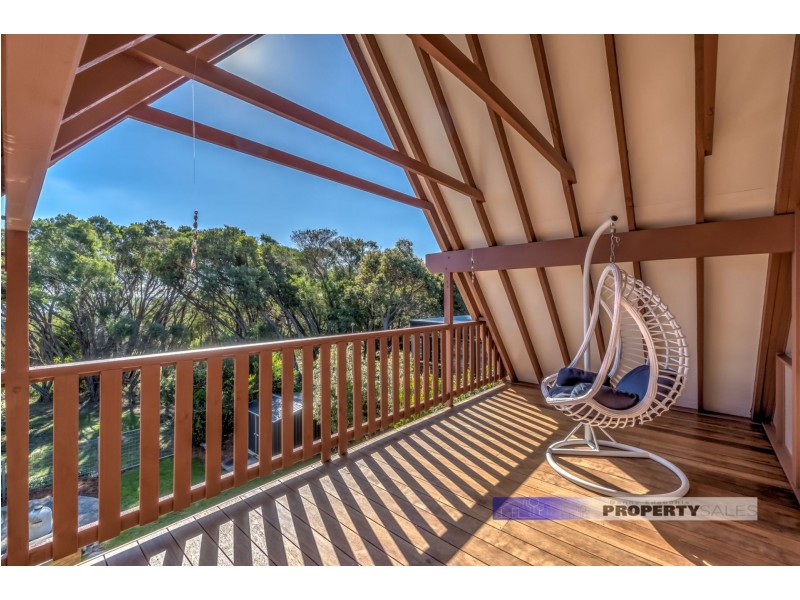 42 Seagull Drive, Loch Sport VIC 3851