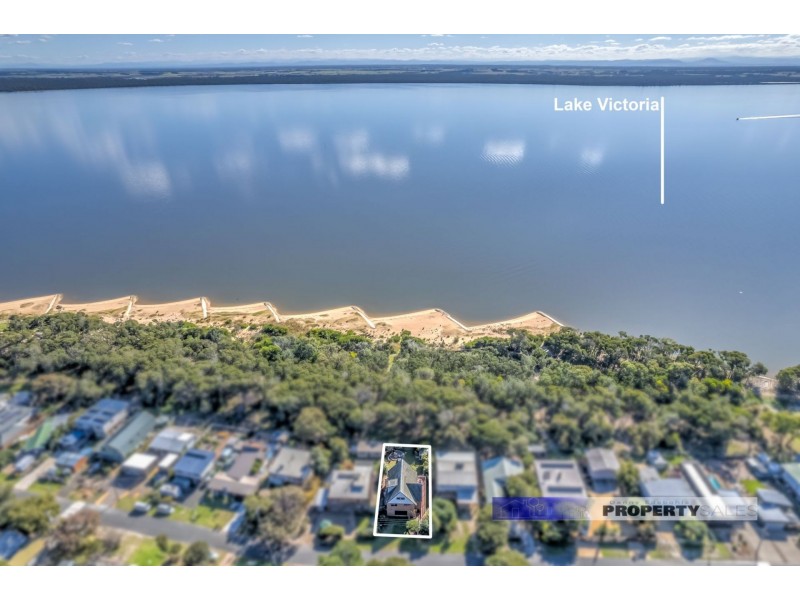 42 Seagull Drive, Loch Sport VIC 3851