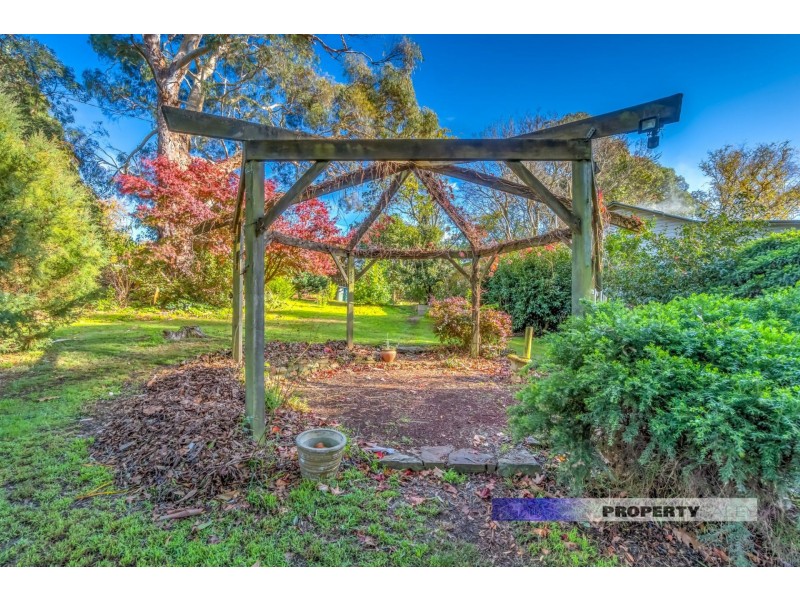 14 Thomson Valley Road, Erica VIC 3825