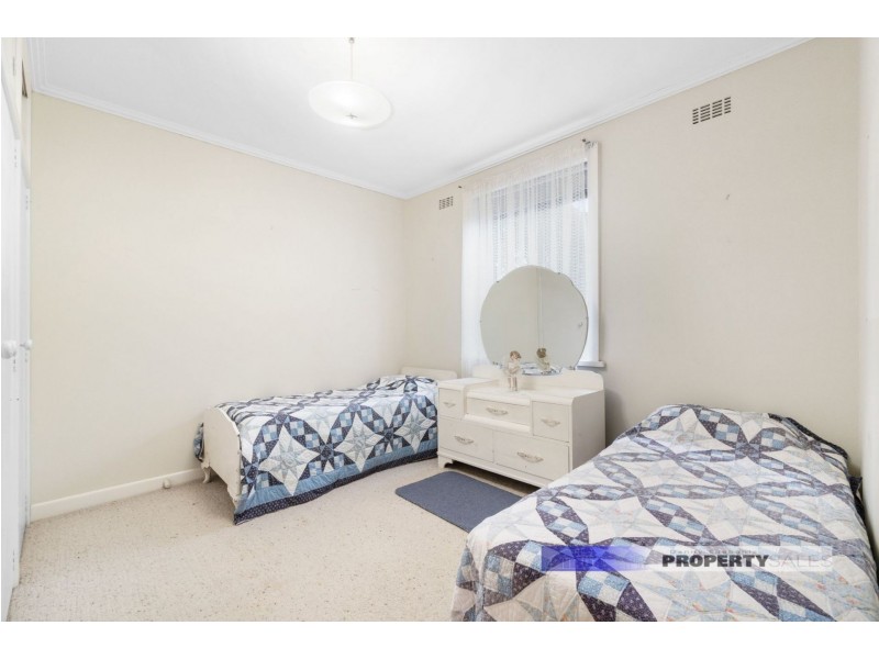 23 Vale Street, Moe VIC 3825