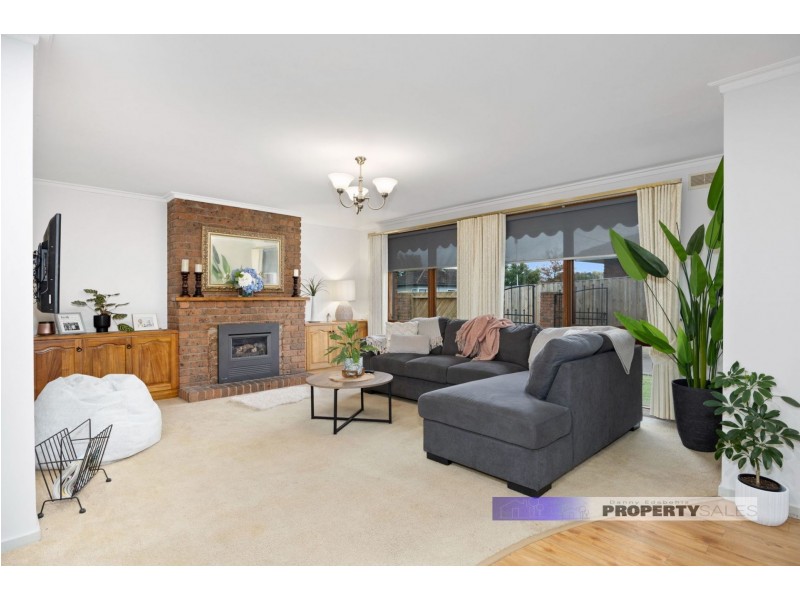 11 Burnside Street, Moe VIC 3825