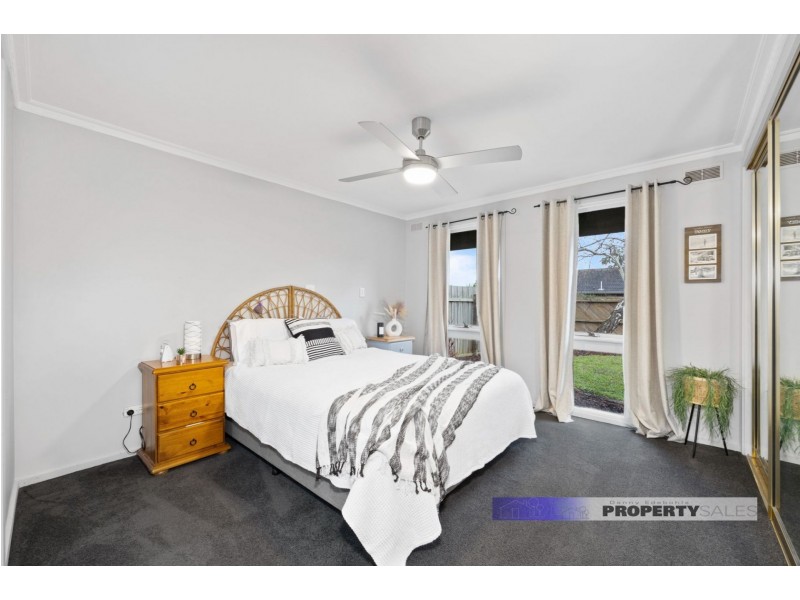 11 Burnside Street, Moe VIC 3825