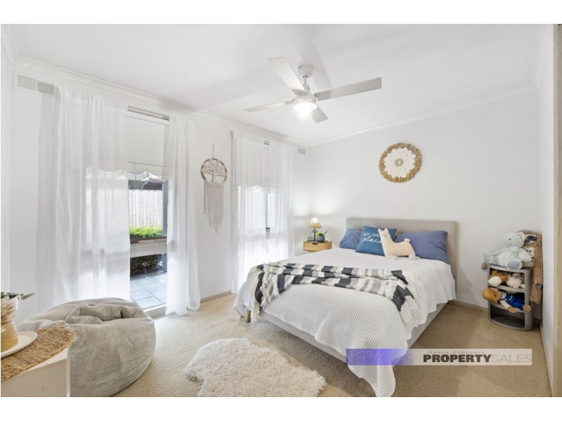 11 Burnside Street, Moe VIC 3825