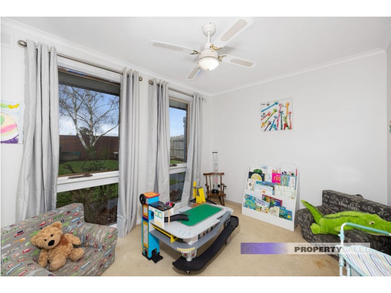 11 Burnside Street, Moe VIC 3825