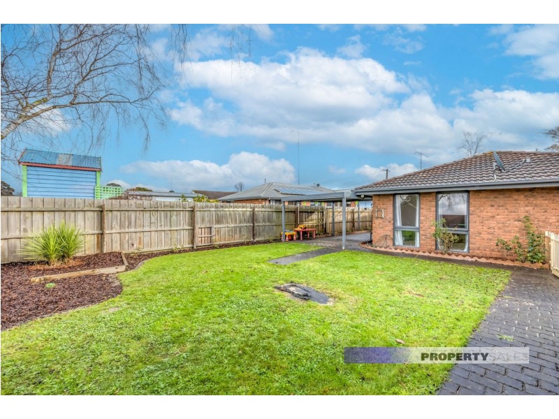 11 Burnside Street, Moe VIC 3825