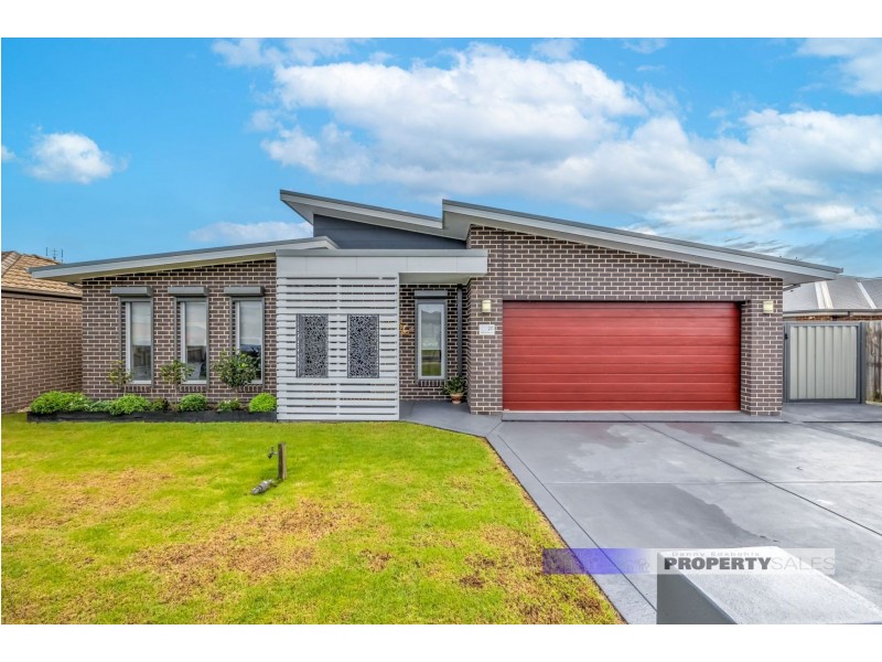 20 Sweetwater Place, Moe VIC 3825