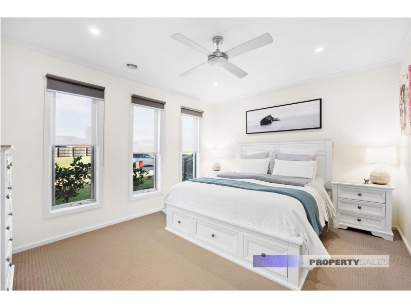 20 Sweetwater Place, Moe VIC 3825