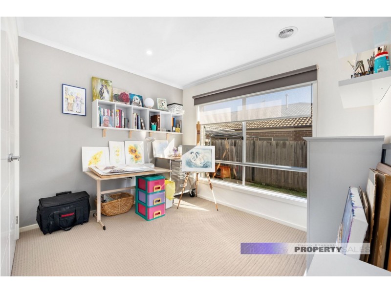 20 Sweetwater Place, Moe VIC 3825