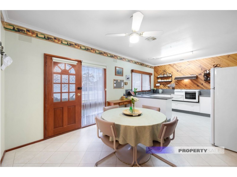 5 Southwell Avenue, Newborough VIC 3825