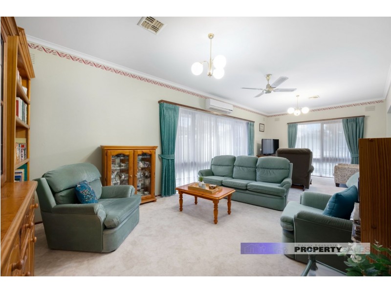 5 Southwell Avenue, Newborough VIC 3825