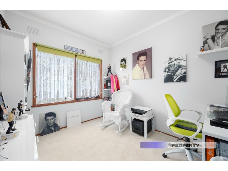 5 Southwell Avenue, Newborough VIC 3825