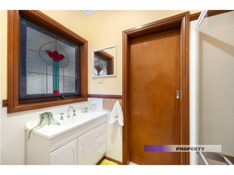 5 Southwell Avenue, Newborough VIC 3825