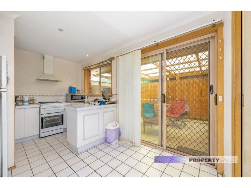 2/2B Mitchells Road, Moe VIC 3825