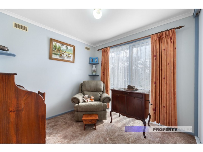 10 Littleton Avenue, Yinnar VIC 3869