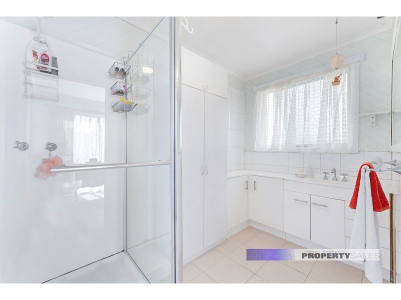 10 Littleton Avenue, Yinnar VIC 3869