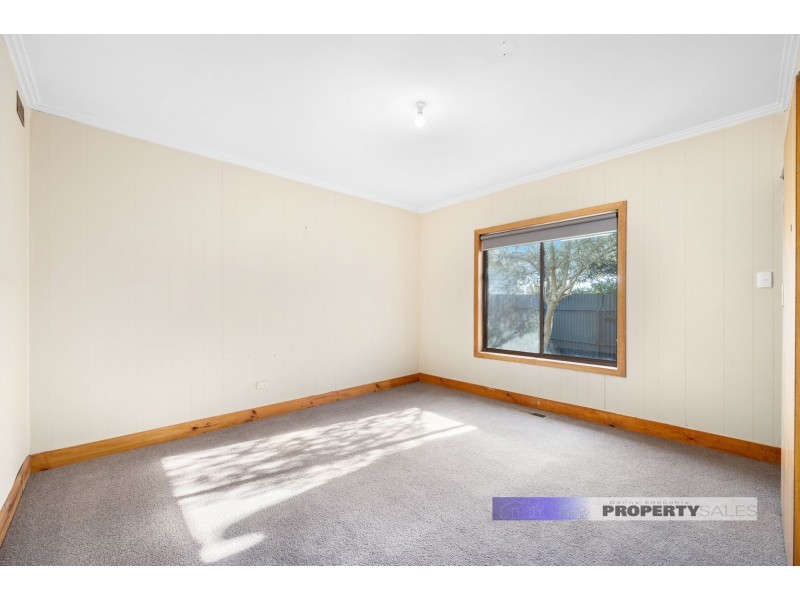 42 Marshall Avenue, Moe VIC 3825