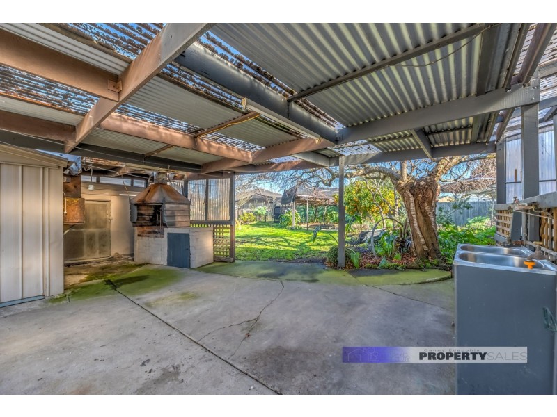 42 Marshall Avenue, Moe VIC 3825