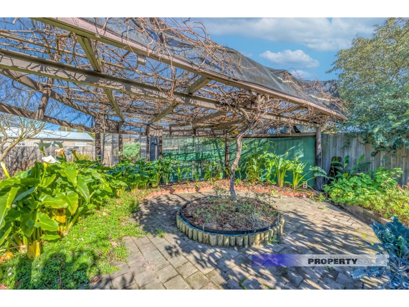 42 Marshall Avenue, Moe VIC 3825