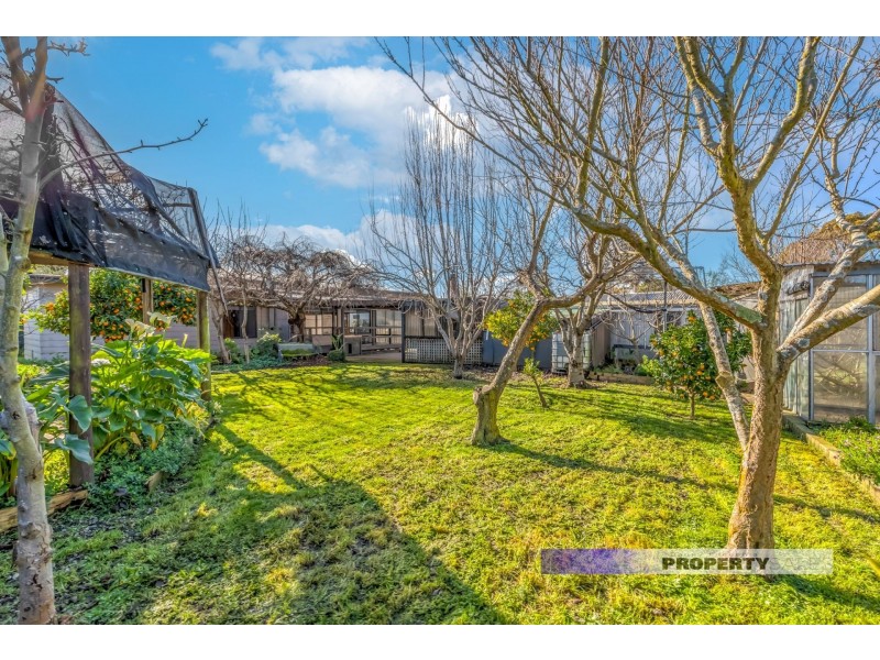 42 Marshall Avenue, Moe VIC 3825