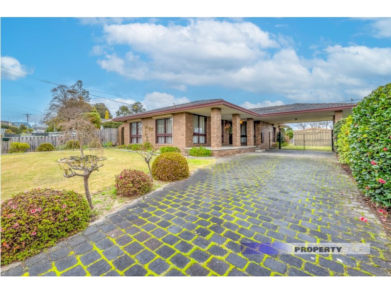 19 Cross Street, Newborough VIC 3825