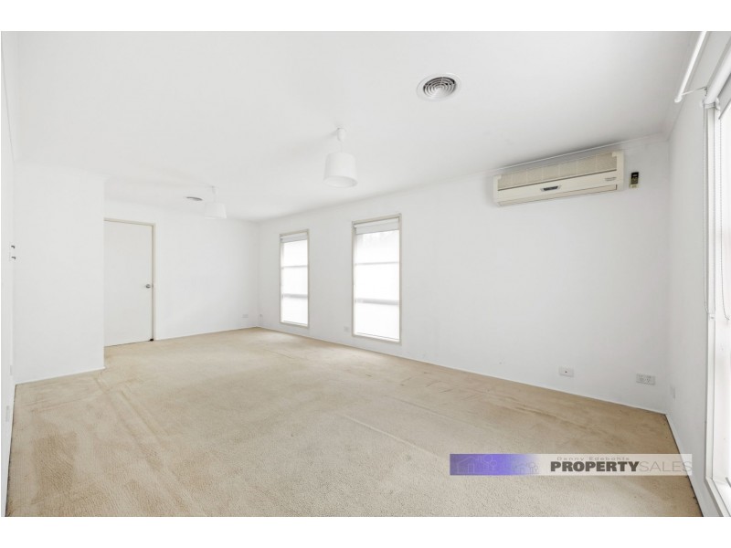 7 Boon Court, Moe VIC 3825