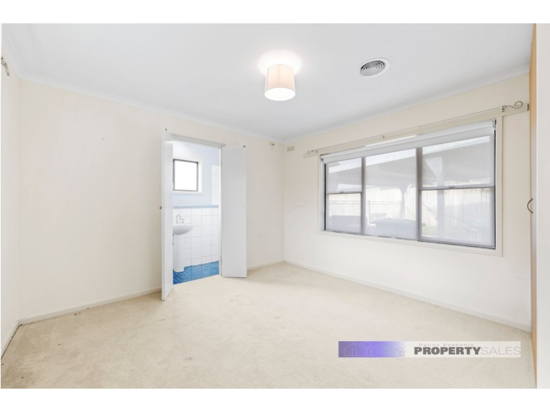 7 Boon Court, Moe VIC 3825