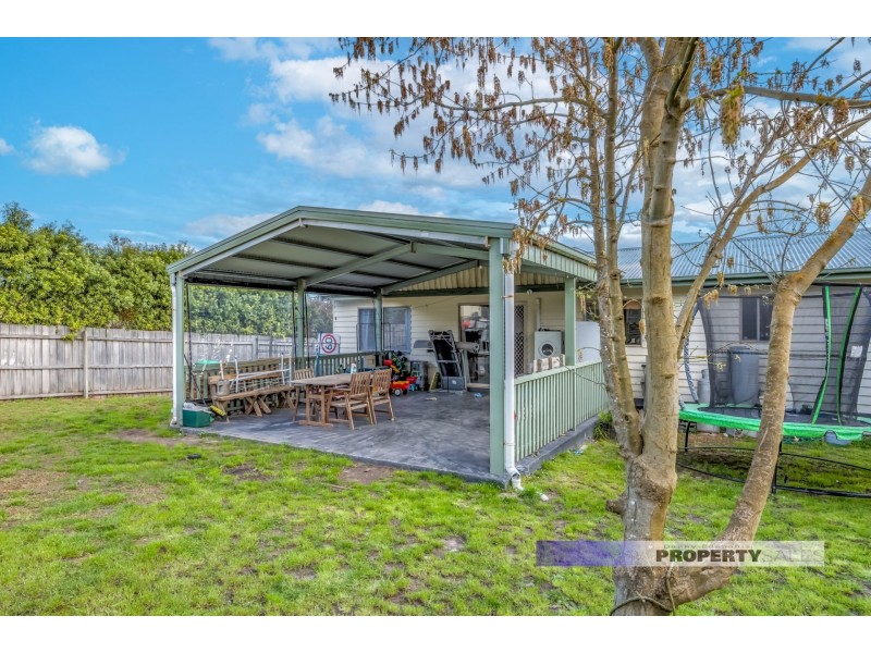 55 Tooronga Road, Willow Grove VIC 3825
