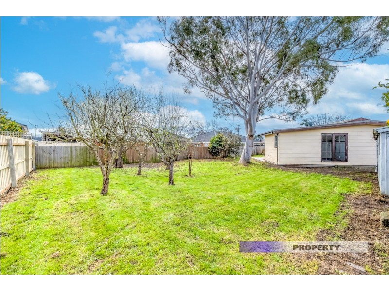6 Hyland Street, Moe VIC 3825