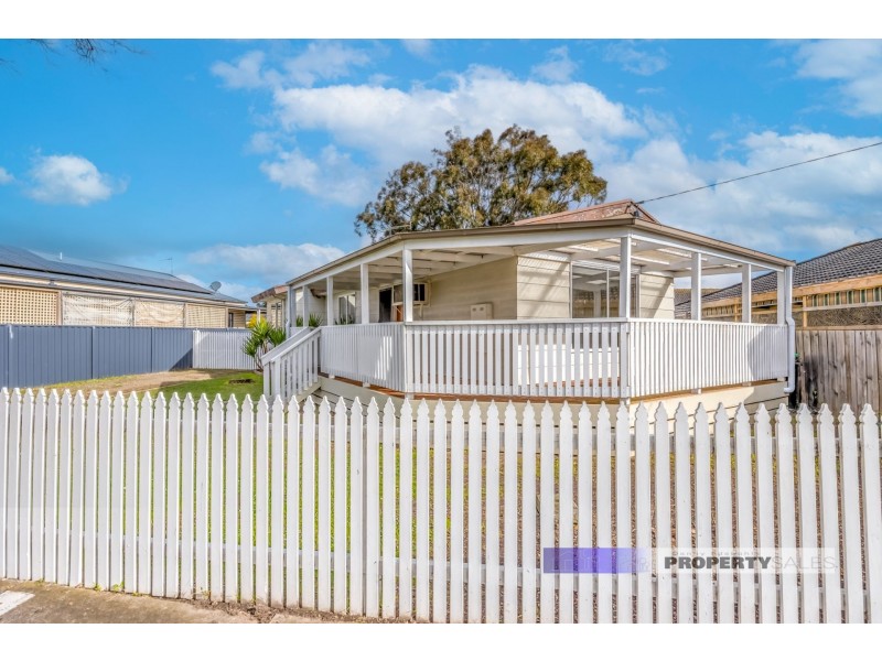 6 Hyland Street, Moe VIC 3825