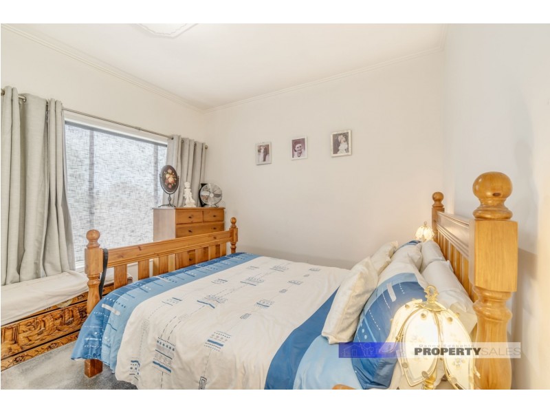 01 Roberts Street, Moe VIC 3825