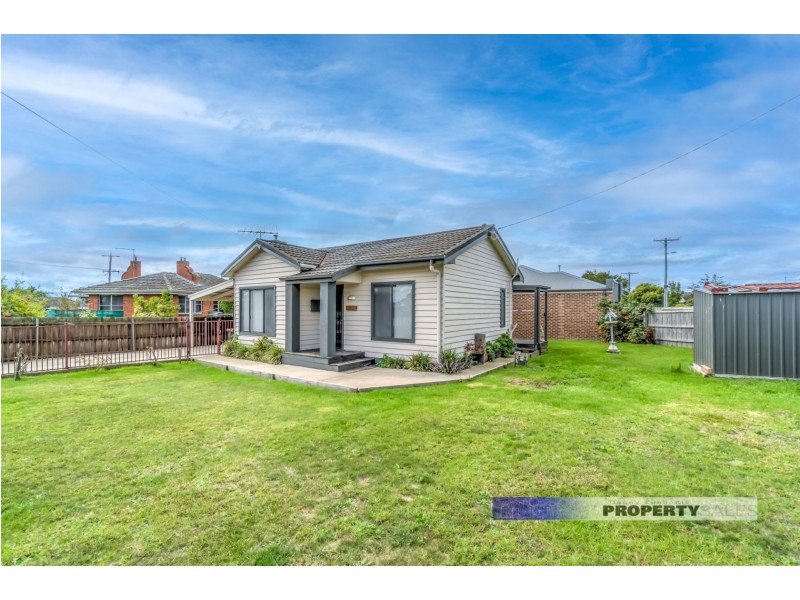 01 Roberts Street, Moe VIC 3825