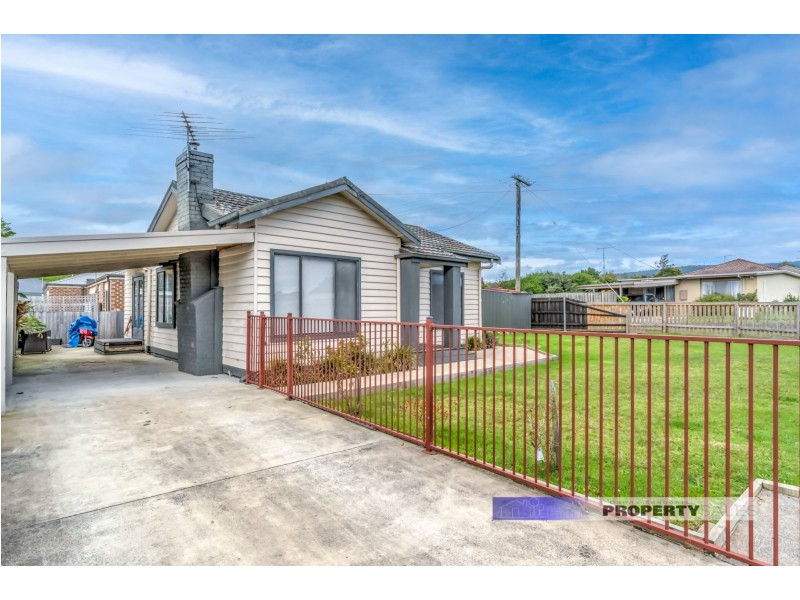 01 Roberts Street, Moe VIC 3825