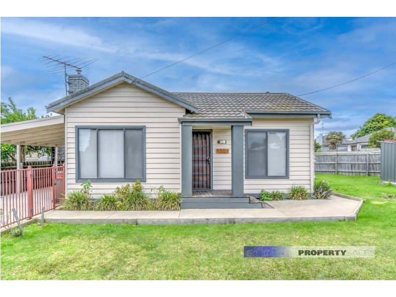 01 Roberts Street, Moe VIC 3825