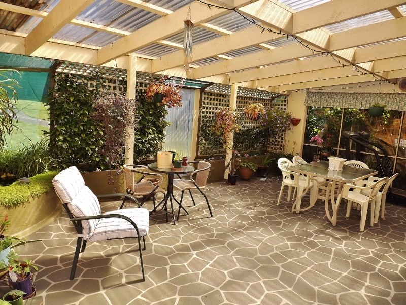 26 Bayley Street, Moe VIC 3825