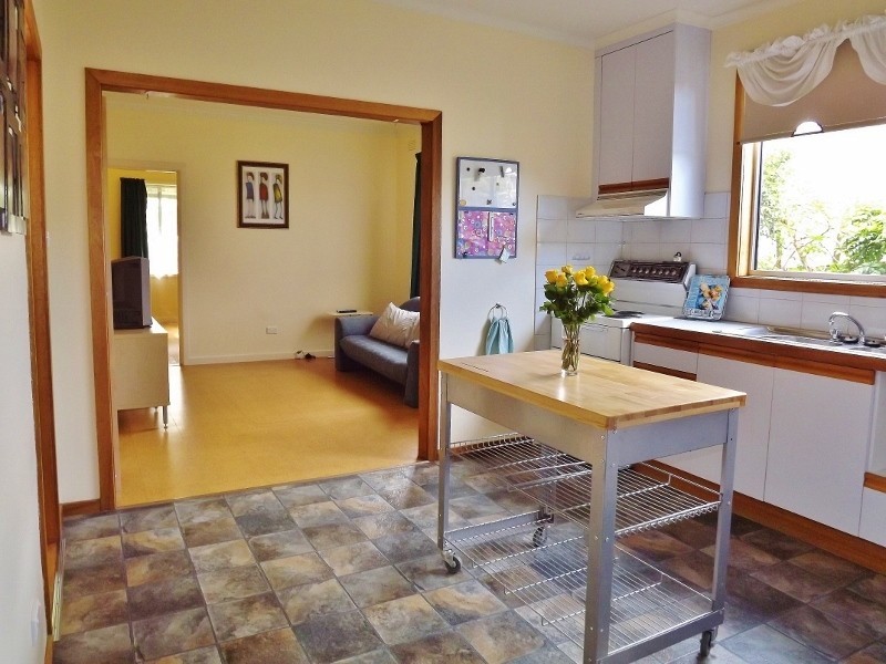 46 Cross Street, Newborough VIC 3825