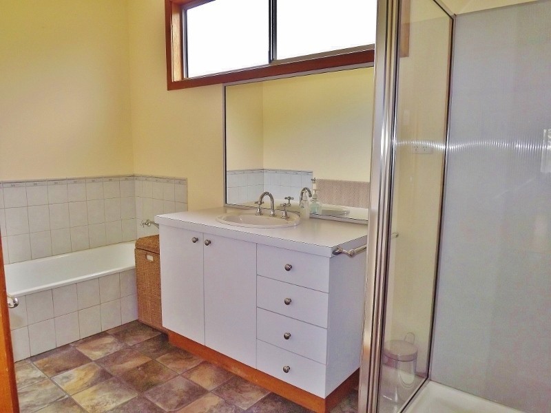 46 Cross Street, Newborough VIC 3825