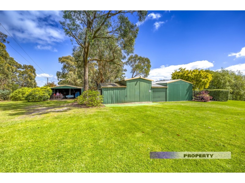 14 Frys Track, Newborough VIC 3825