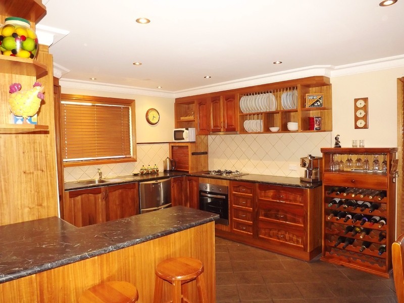 15  Ellinbank Street, Newborough VIC 3825