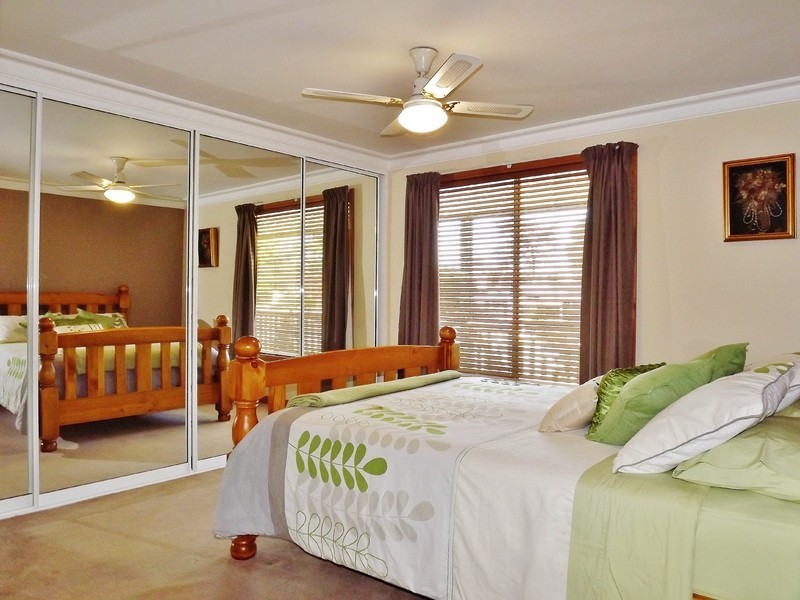 15  Ellinbank Street, Newborough VIC 3825