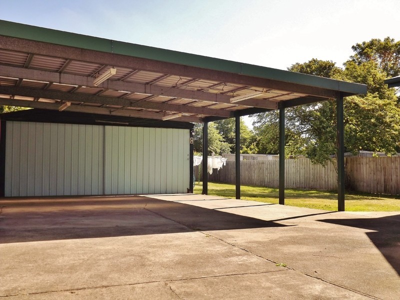 15  Ellinbank Street, Newborough VIC 3825