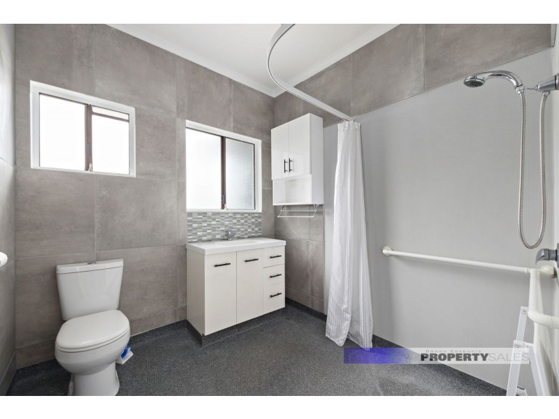 16 Baw Baw Street, Moe VIC 3825