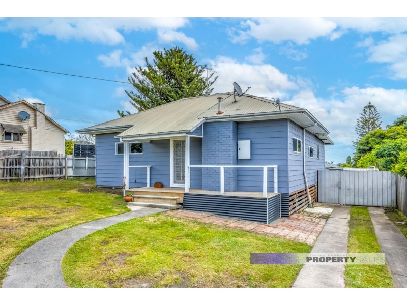 16 Baw Baw Street, Moe VIC 3825