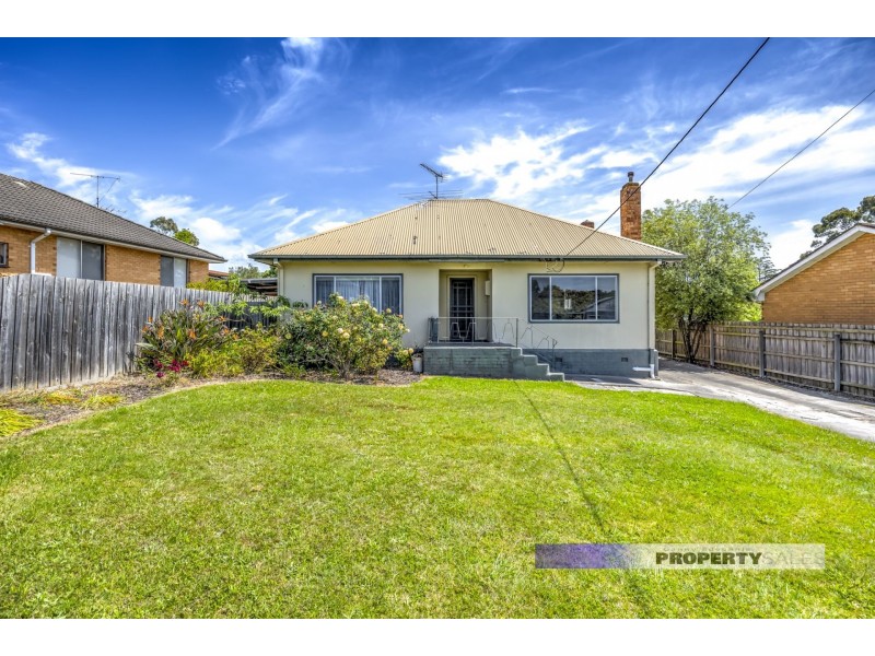 15 William Street, Newborough VIC 3825