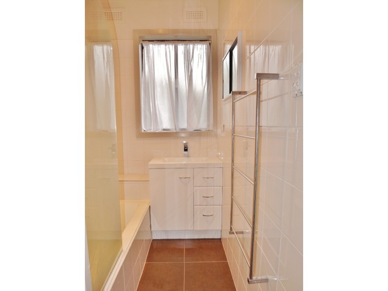 12 Henry Street, Moe VIC 3825