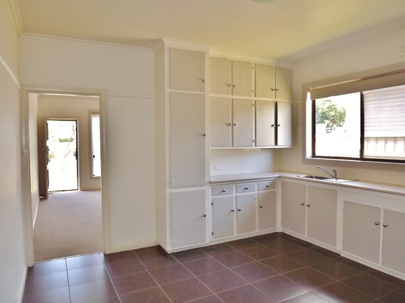 12 Henry Street, Moe VIC 3825